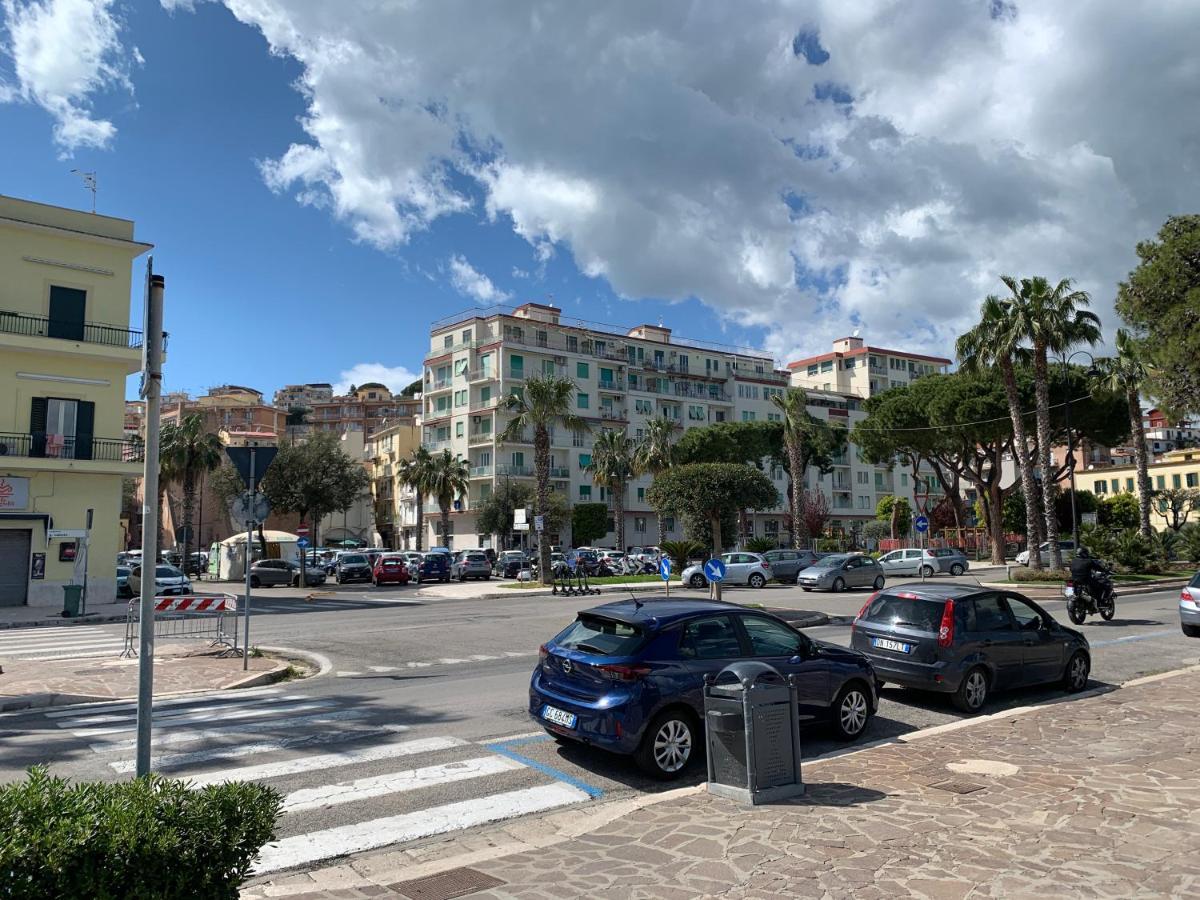 Casetta Blue House Gaeta Via Dell'Indipendenza Екстер'єр фото