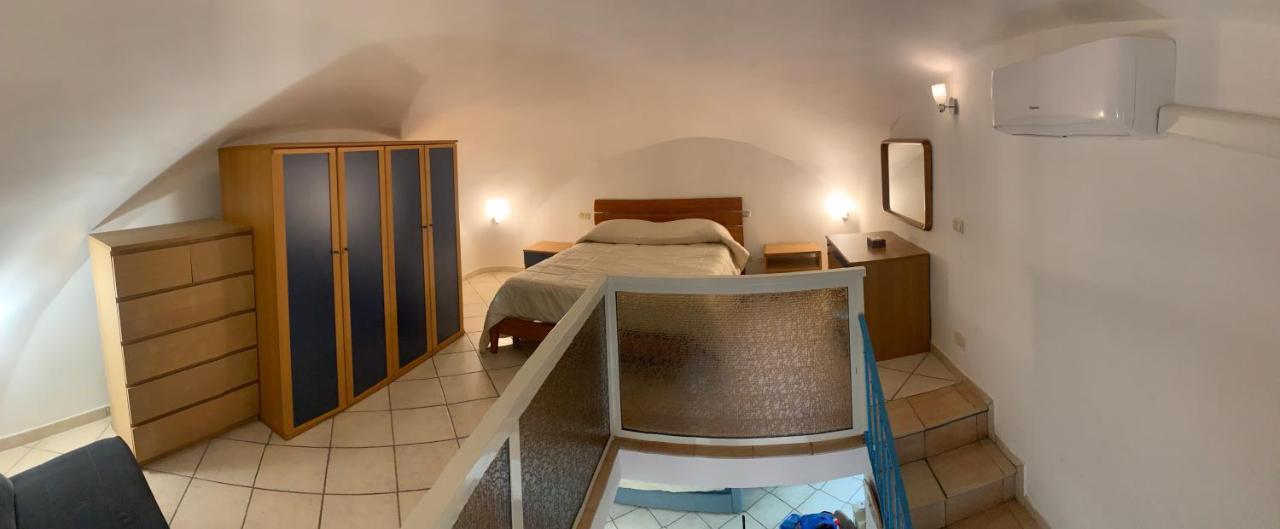 Casetta Blue House Gaeta Via Dell'Indipendenza Екстер'єр фото